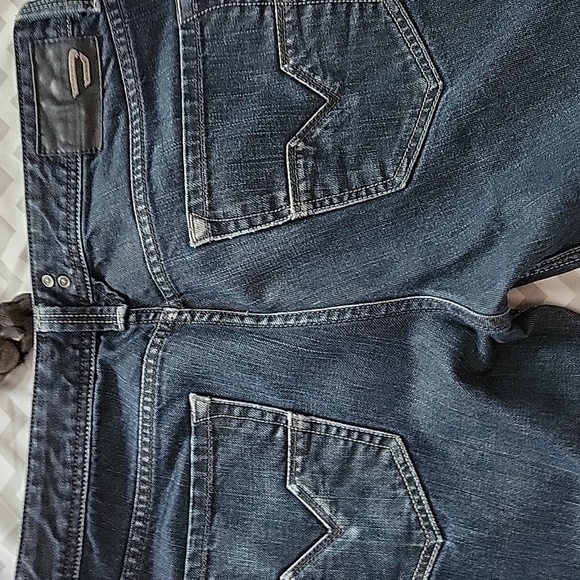 Jeans - Picture 9 of 11